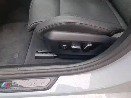 Photo 47 BMW Serie 5 M5 Touring PHEV 727 ch BVA8