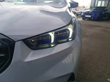 Photo 26 BMW Serie 5 M5 Touring PHEV 727 ch BVA8