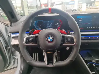 Photo 5 BMW Serie 5 M5 Touring PHEV 727 ch BVA8