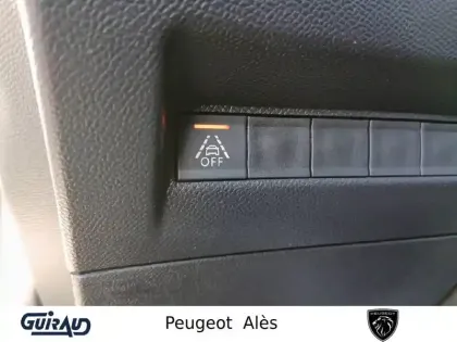 Photo 14 Peugeot 2008  PureTech 130 S&S EAT8