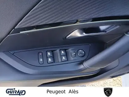 Photo 11 Peugeot 2008  PureTech 130 S&S EAT8