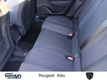 Photo 9 Peugeot 2008  PureTech 130 S&S EAT8