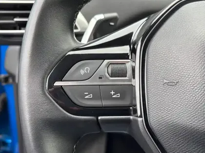 Photo 14 Peugeot 3008  Hybrid 225 e-EAT8