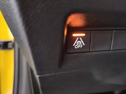 Photo 30 Peugeot 208  PureTech 100 S&S EAT8