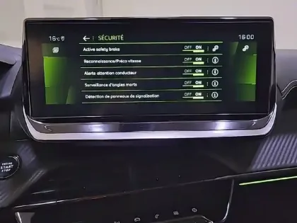 Photo 21 Peugeot 208  PureTech 100 S&S EAT8