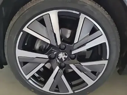 Photo 12 Peugeot 208  PureTech 100 S&S EAT8