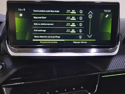 Photo 20 Peugeot 208  PureTech 100 S&S EAT8