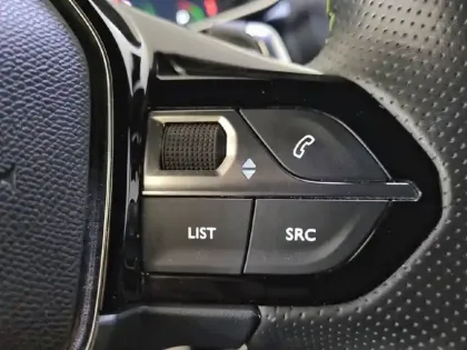 Photo 28 Peugeot 208  PureTech 100 S&S EAT8