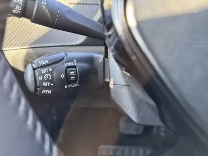 Photo 21 Peugeot 208  Electrique 50 kWh 136ch