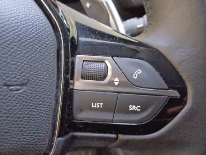 Photo 28 Peugeot 2008  PureTech 130 S&S EAT8