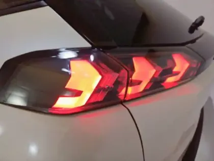 Photo 16 Peugeot 2008  PureTech 130 S&S EAT8