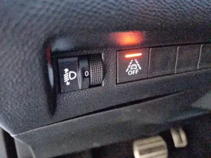 Photo 29 Peugeot 2008  PureTech 130 S&S EAT8