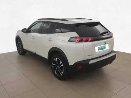 Photo 69 Peugeot 2008  BlueHDi 130 S&S EAT8