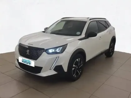 Photo 63 Peugeot 2008  BlueHDi 130 S&S EAT8