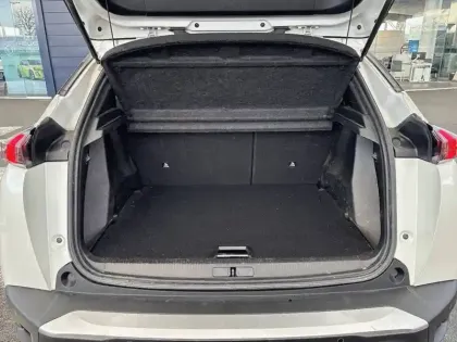 Photo 47 Peugeot 2008  BlueHDi 130 S&S EAT8