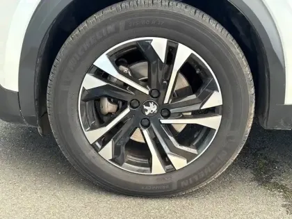 Photo 33 Peugeot 2008  BlueHDi 130 S&S EAT8