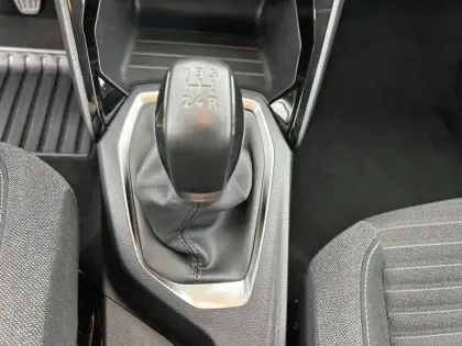 Photo 13 Peugeot 208  PureTech 75 S&S BVM5