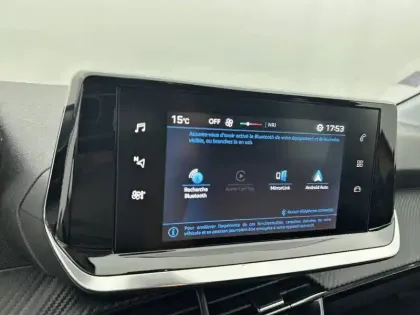 Photo 49 Peugeot 208  PureTech 75 S&S BVM5