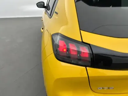 Photo 42 Peugeot 208  PureTech 75 S&S BVM5