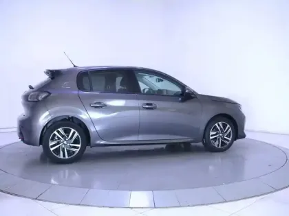 Photo 121 Peugeot 208  PureTech 100 S&S EAT8