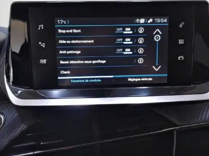 Photo 77 Peugeot 208  PureTech 100 S&S EAT8