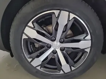 Photo 12 Peugeot 3008  BlueHDi 130ch S&S EAT8