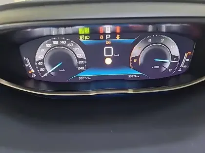 Photo 9 Peugeot 3008  BlueHDi 130ch S&S EAT8