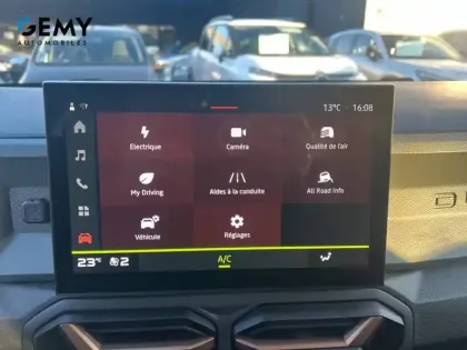 Photo 15 Dacia Duster  Hybrid 140