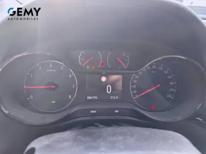 Photo 13 Opel Crossland X  1.2 Turbo 110 ch