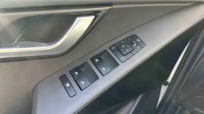 Photo 15 Kia Niro  EV Electrique 204 ch