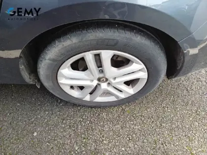 Photo 10 Renault Megane Mégane IV Estate Blue dCi 115