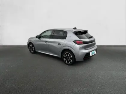 Photo 54 Peugeot 208  PureTech 100 S&S BVM6