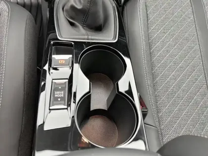 Photo 47 Peugeot 208  PureTech 100 S&S BVM6