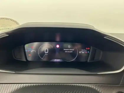 Photo 33 Peugeot 208  PureTech 100 S&S BVM6