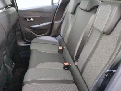 Photo 32 Peugeot 208  Hybrid 100 e-DCS6