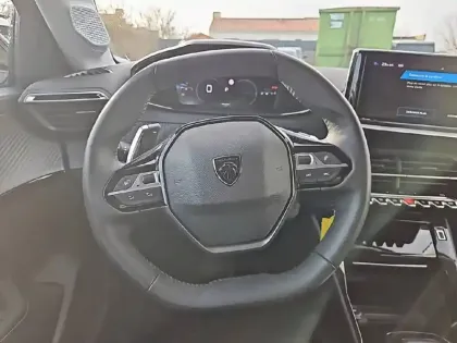 Photo 8 Peugeot 208  Hybrid 100 e-DCS6