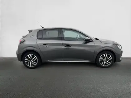 Photo 36 Peugeot 208  PureTech 100 S&S BVM6