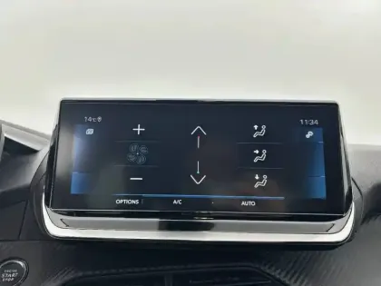 Photo 56 Peugeot 208  PureTech 100 S&S BVM6