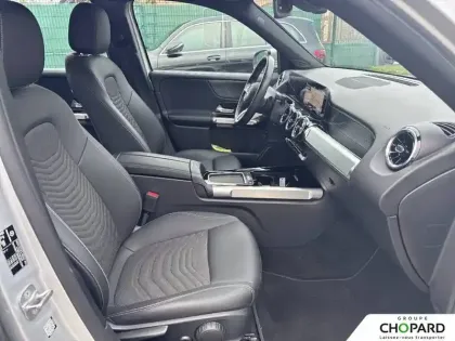 Photo 12 Mercedes GLB  200 d 8G-DCT