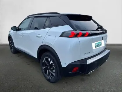 Photo 6 Peugeot 2008  PureTech 155 S&S EAT8