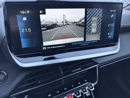 Photo 20 Peugeot 2008  PureTech 155 S&S EAT8