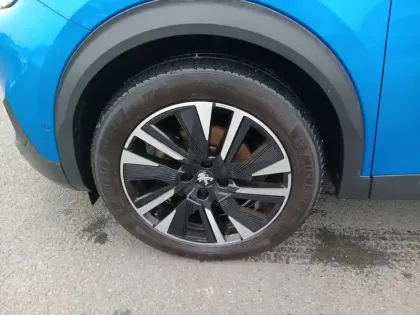 Photo 12 Peugeot 2008  Moteur électrique 136 ch