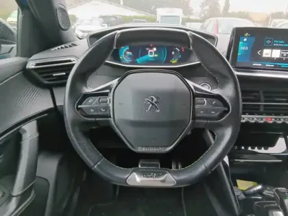 Photo 8 Peugeot 2008  Moteur électrique 136 ch