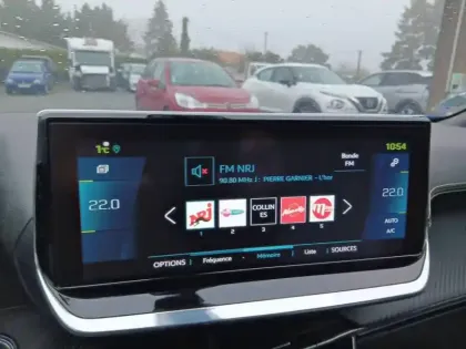 Photo 14 Peugeot 2008  Moteur électrique 136 ch