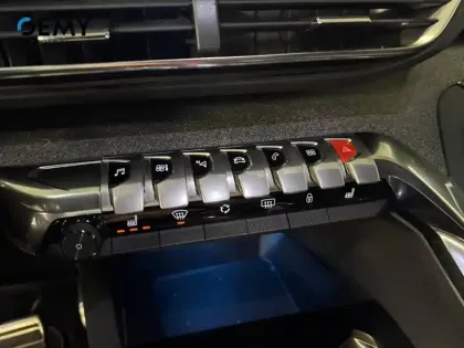 Photo 17 Peugeot 3008  Puretech 130ch S&S EAT8