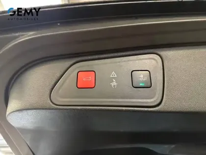 Photo 13 Peugeot 3008  Puretech 130ch S&S EAT8