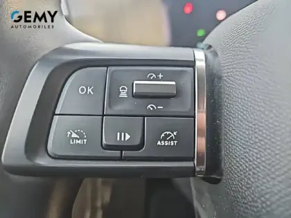 Photo 13 Citroën C4 e- 136 ch Automatique