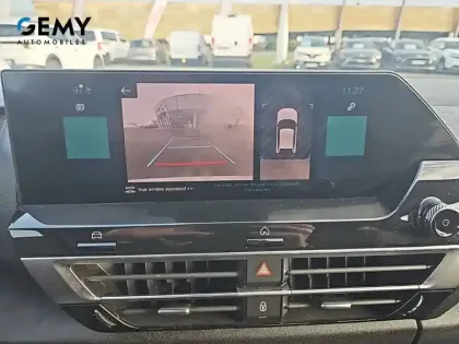 Photo 15 Citroën C4 e- 136 ch Automatique