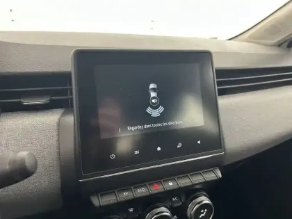 Photo 19 Renault Clio  E-Tech full hybrid 145 ch GSR2