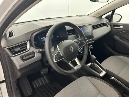 Photo 35 Renault Clio  E-Tech full hybrid 145 ch GSR2